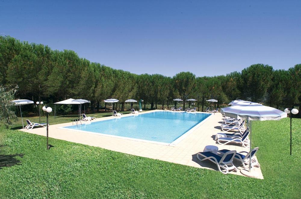 Ranch Hotel Скарлино Екстериор снимка